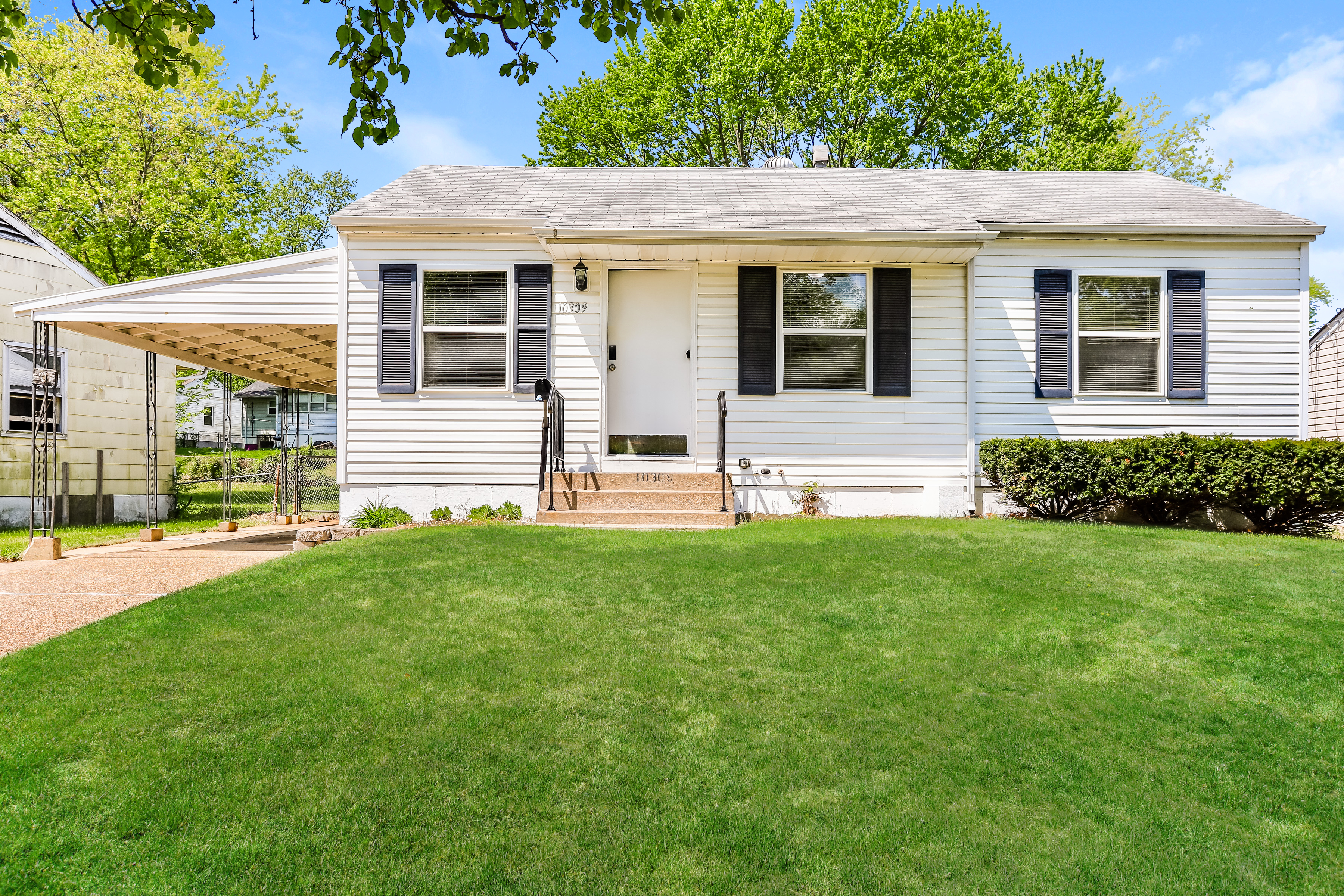 10309 Galloway Dr St. Louis, MO 63137